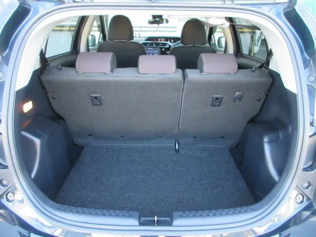 アクア(トヨタ)の車両写真