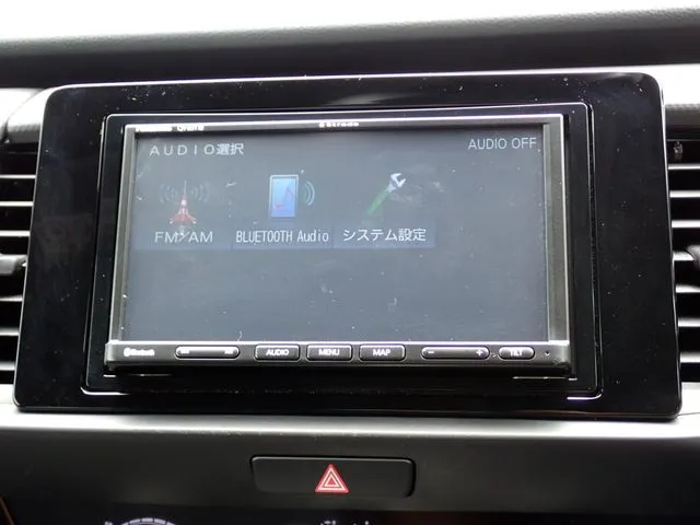 フィット　ｅ：ＨＥＶ（ホンダ）の車両写真
