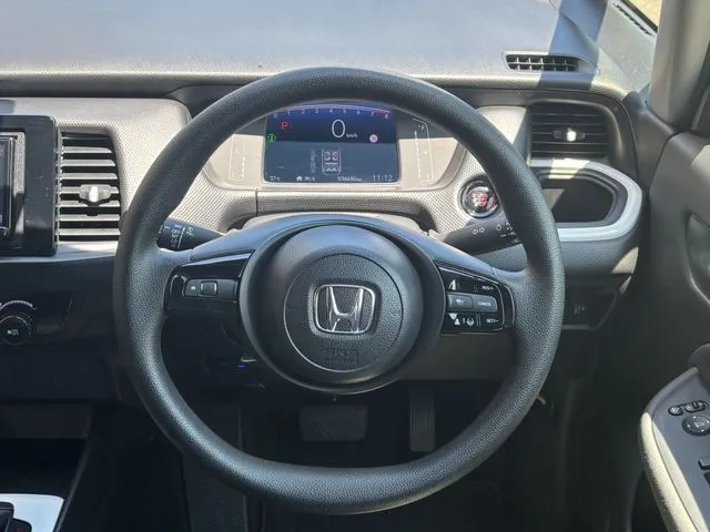 フィット(ホンダ)の車両写真