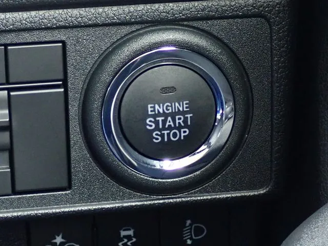 ダイハツ　ムーヴ　４ＷＤ