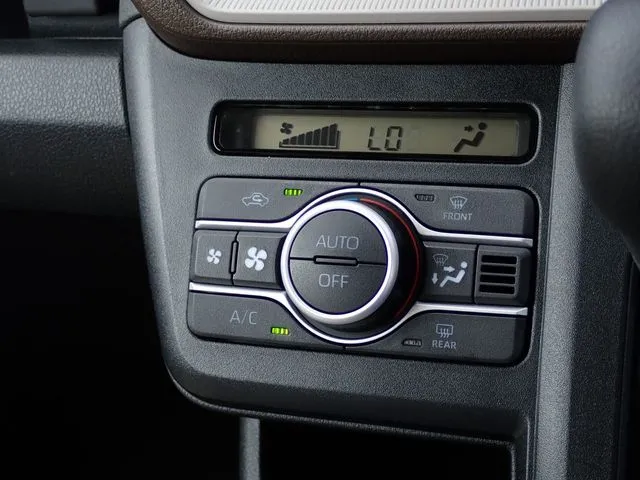 ダイハツ　ムーヴ　４ＷＤ