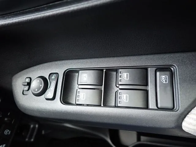 ダイハツ　ムーヴ　４ＷＤ