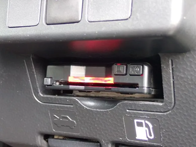 トール（ダイハツ）の車両写真