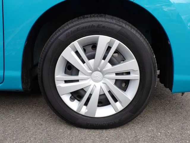 トール（ダイハツ）の車両写真