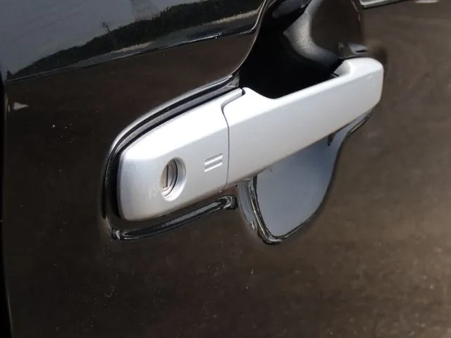 ダイハツ　ムーヴ　４ＷＤ