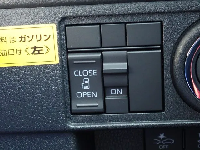 ダイハツ　ムーヴ　４ＷＤ