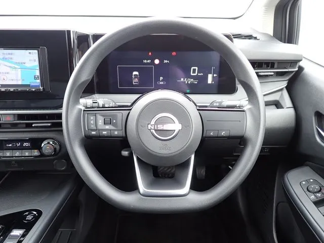 ノート（ニッサン）の車両写真
