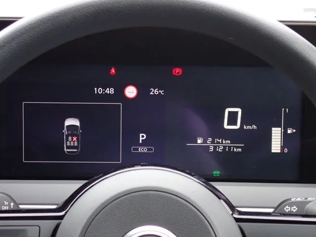 ノート（ニッサン）の車両写真