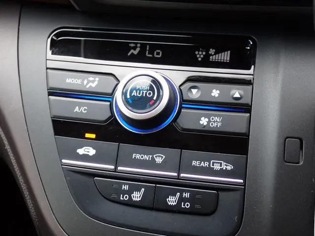 フリード(ホンダ)の車両写真