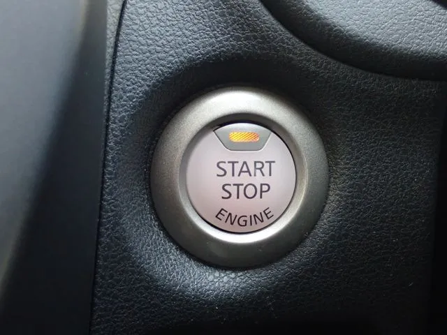 ノート(ニッサン)の車両写真