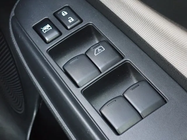 ノート(ニッサン)の車両写真