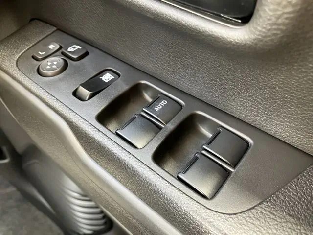 スズキ　ハスラー