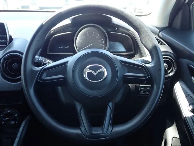 マツダ　ＭＡＺＤＡ２