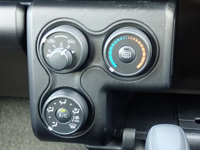 プロボックスバン 2WD(トヨタ)の車両写真