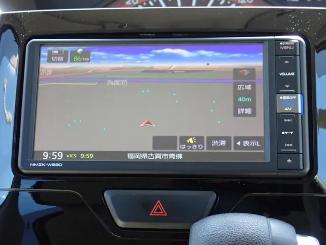 タント（ダイハツ）の車両写真