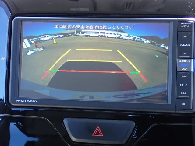 タント（ダイハツ）の車両写真