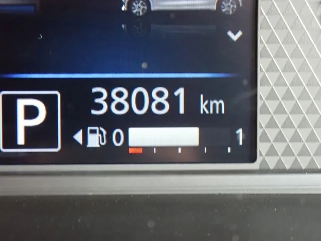 ニッサン　ルークス