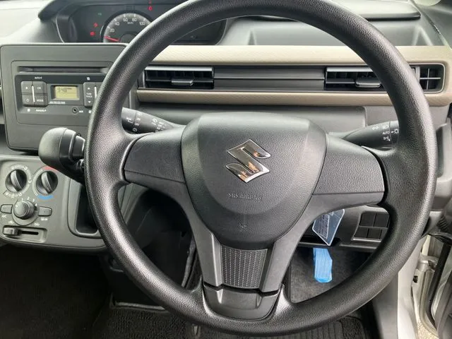 スズキ　ワゴンＲ　４ＷＤ