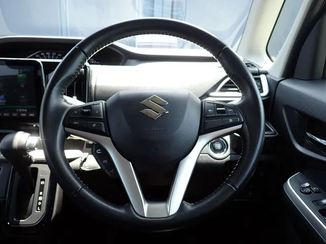 ソリオ（スズキ）の車両写真