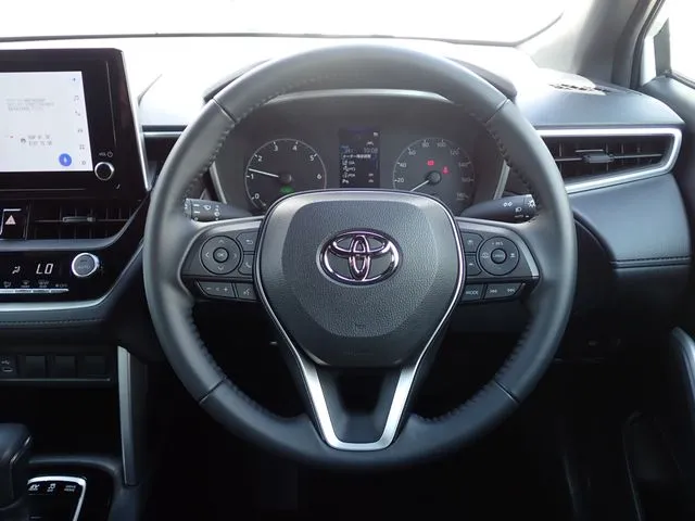 カローラクロス ハイブリッド(トヨタ)の車両写真
