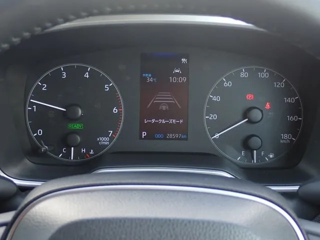 カローラクロス ハイブリッド(トヨタ)の車両写真