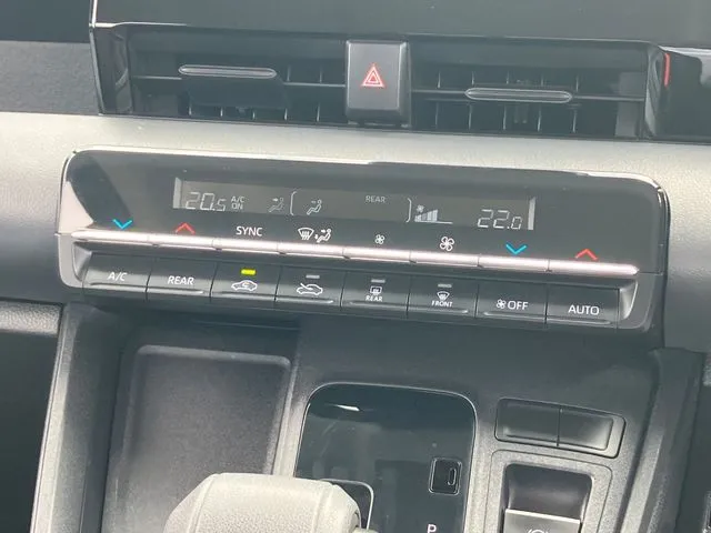 ノア 4WD(トヨタ)の車両写真