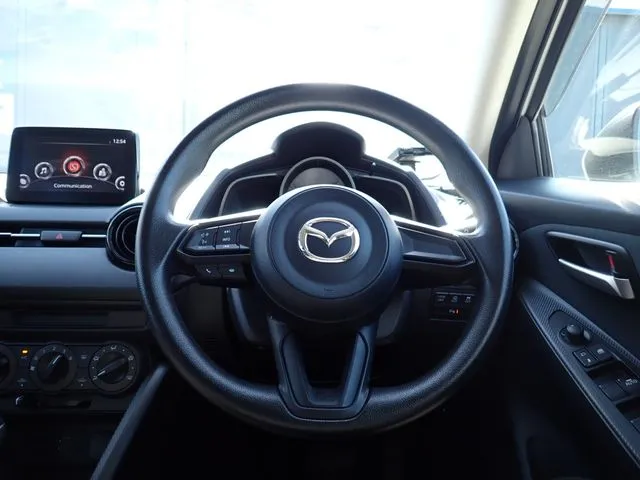 マツダ　ＭＡＺＤＡ２