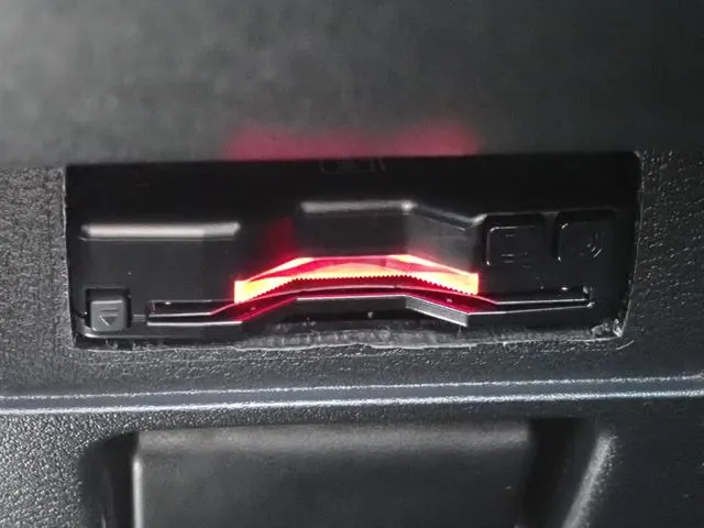 ニッサン　ノート