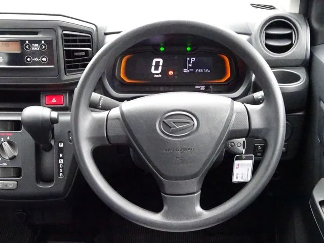 ミラ イース(ダイハツ)の車両写真
