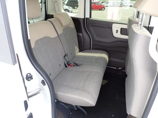 ホンダ　Ｎ　ＢＯＸ