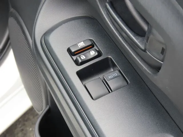トヨタ　アクア