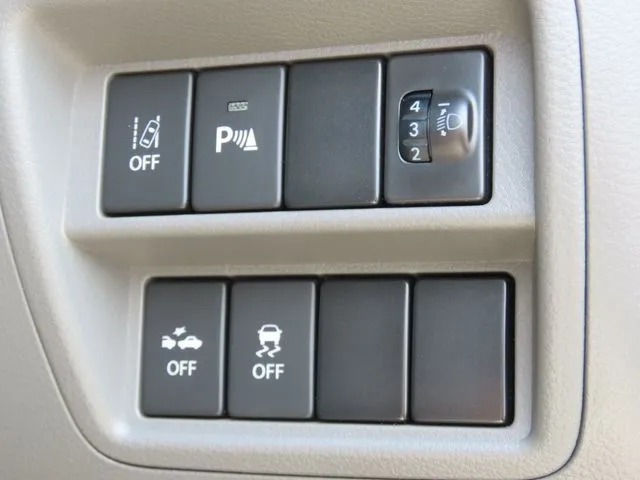 ＮＶ１００クリッパー（ニッサン）の車両写真