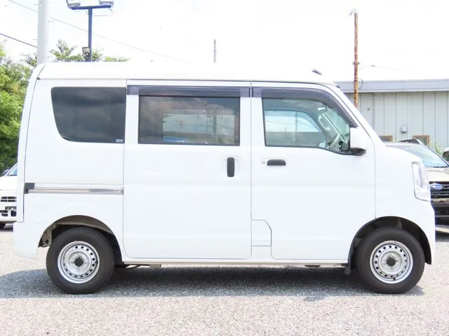 ＮＶ１００クリッパー（ニッサン）の車両写真