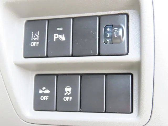 ＮＶ１００クリッパー（ニッサン）の車両写真