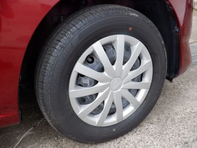 ミラ イース(ダイハツ)の車両写真