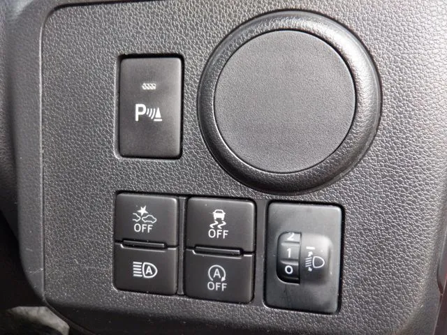 ミラ イース(ダイハツ)の車両写真