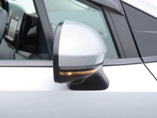 ノート（ニッサン）の車両写真