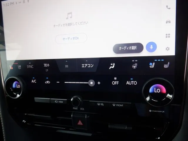 アルファード　ハイブリッド　４ＷＤ（トヨタ）の車両写真