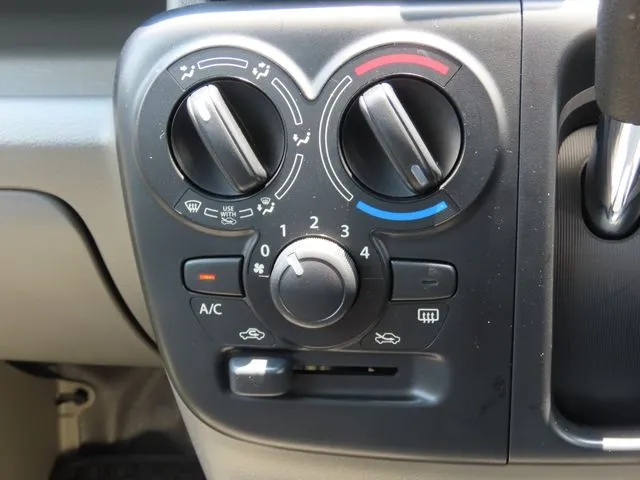 エブリイバン(スズキ)の車両写真