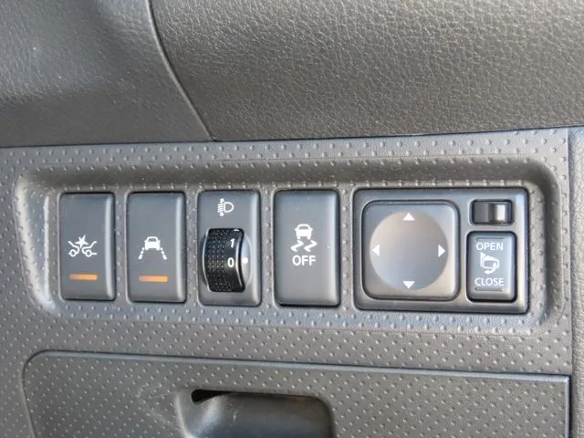 NV150 AD 2WD(ニッサン)の車両写真