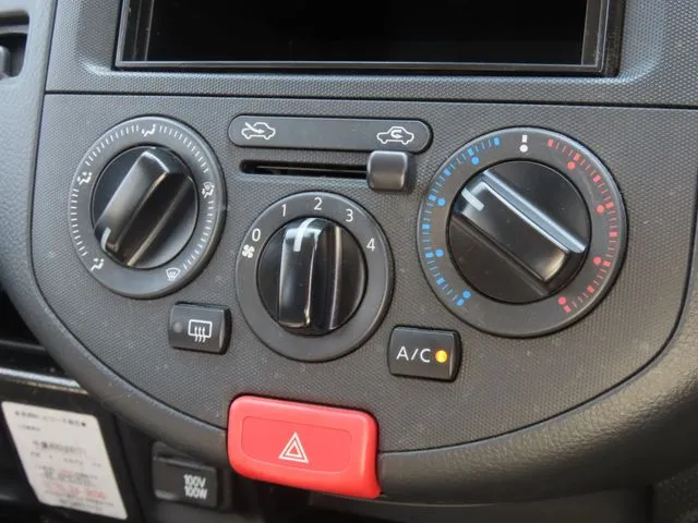 NV150 AD 2WD(ニッサン)の車両写真