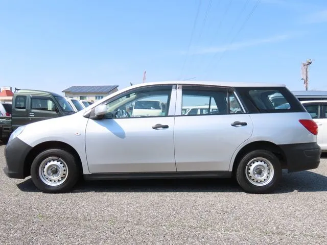 NV150 AD 2WD(ニッサン)の車両写真