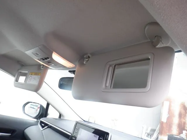 カローラ ツーリング ハイブリッド(トヨタ)の車両写真