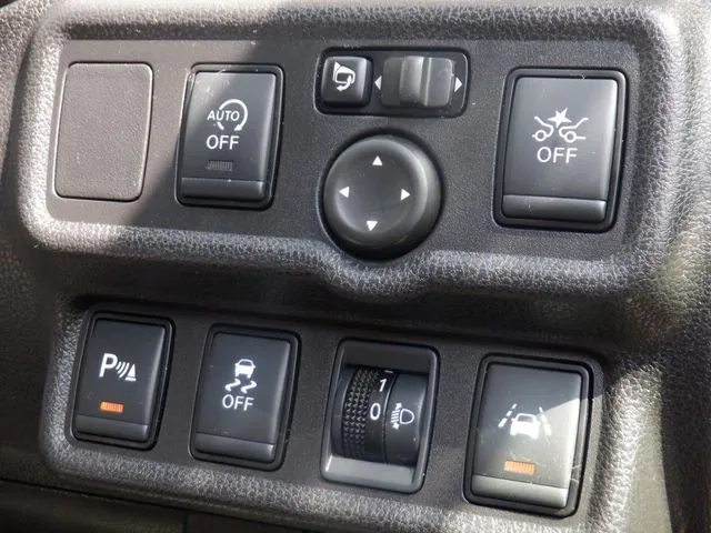 ノート（ニッサン）の車両写真