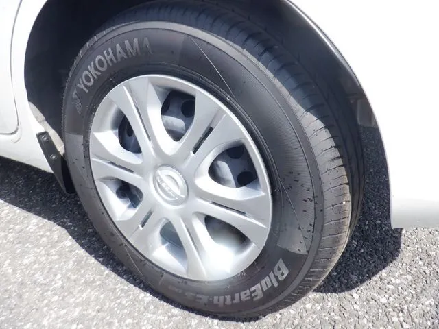 ノート（ニッサン）の車両写真