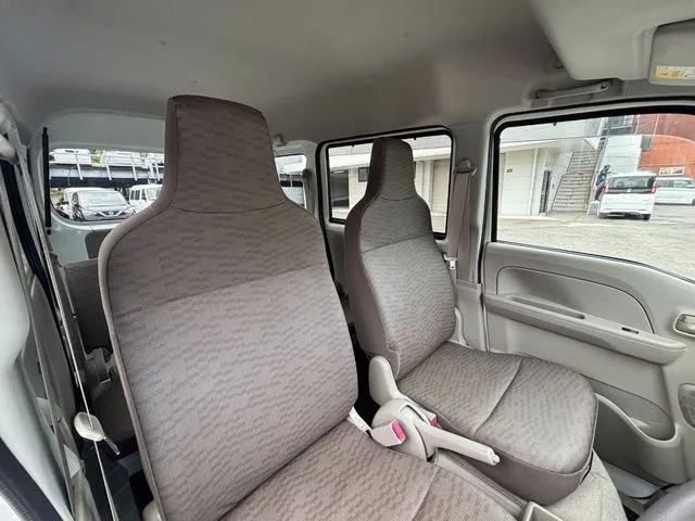 エブリイバン（スズキ）の車両写真