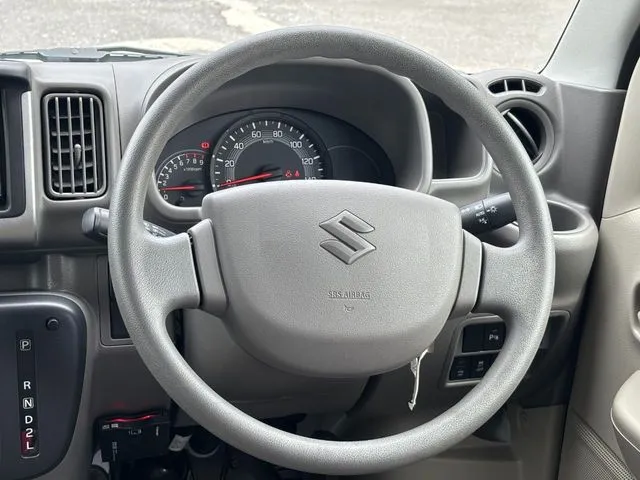 エブリイバン（スズキ）の車両写真