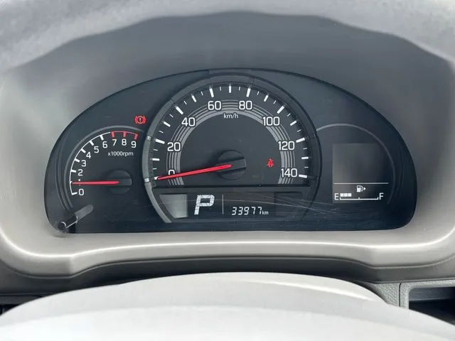 エブリイバン（スズキ）の車両写真