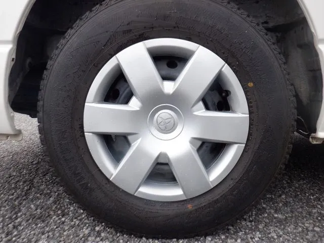 トヨタ　ハイエースバン　４ＷＤ