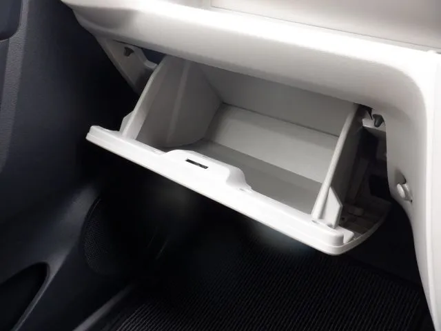 ミラ イース(ダイハツ)の車両写真